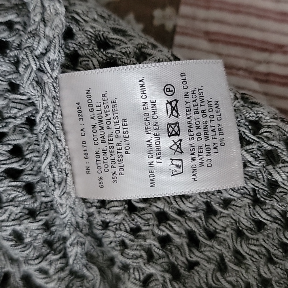 Angel of the North Knitted Vest gray small s Anthropologie - Picture 6 of 6